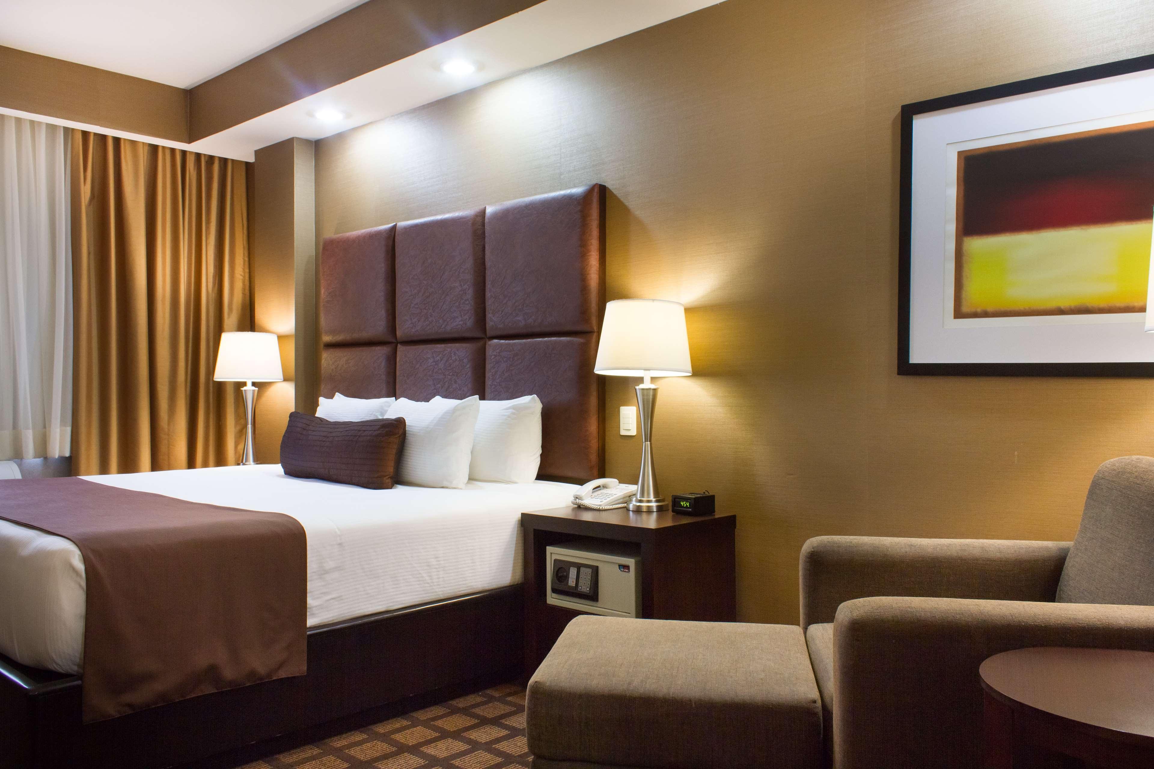 Best Western Premier Monterrey Aeropuerto Apodaca Exterior photo A typical room at the hotel