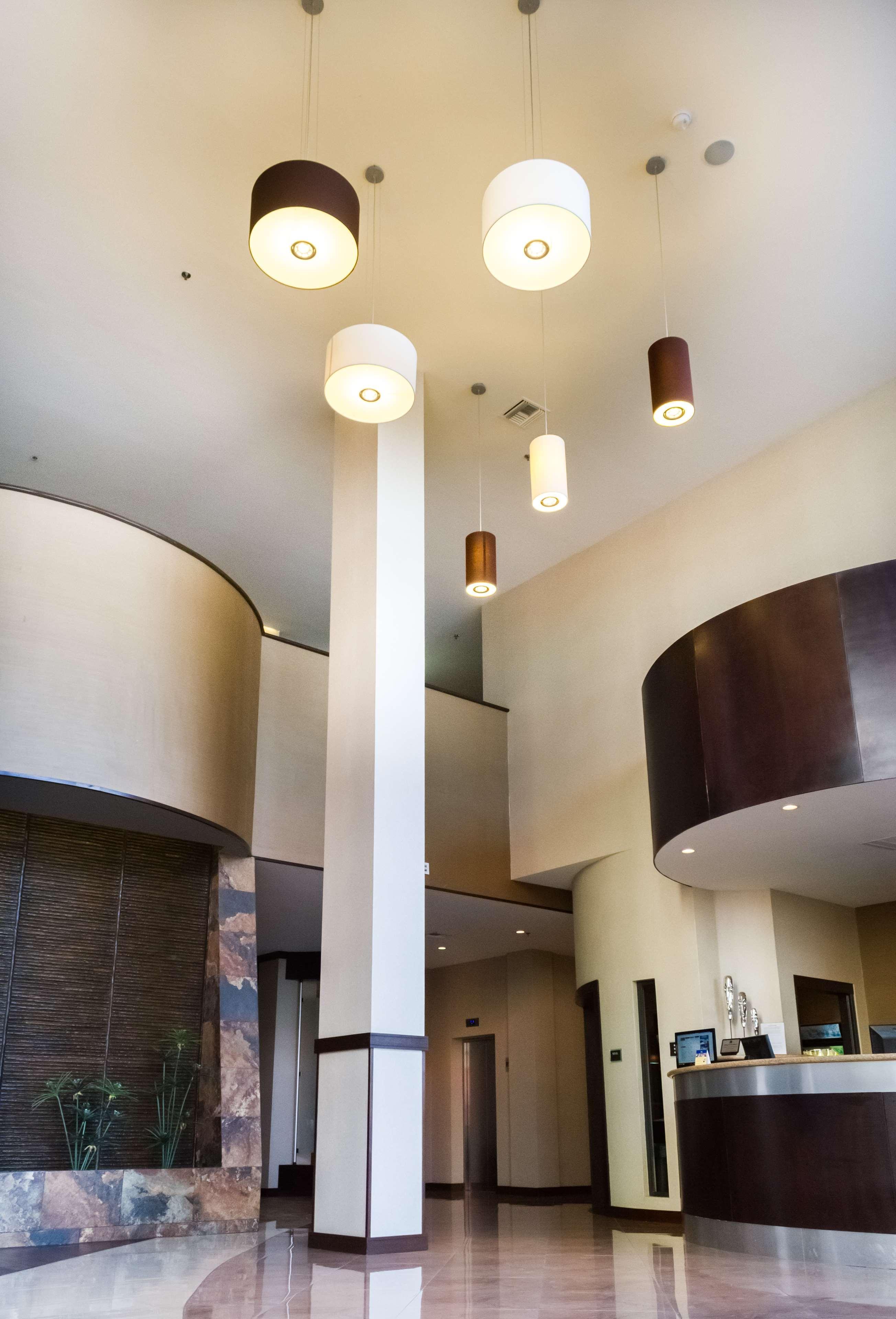 Best Western Premier Monterrey Aeropuerto Apodaca Exterior photo Interior of the hotel
